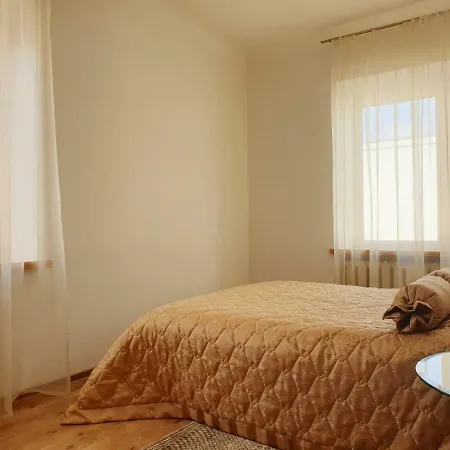 Cozy One Bedroom In Old Town *